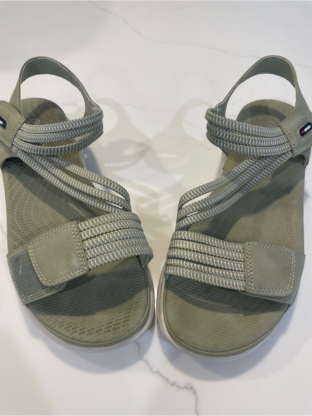 Stylish lightweight comfort sandals from Spain  size 7